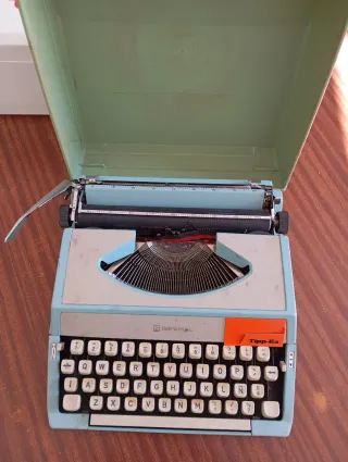 Máquina de escribir Imperial Tipp-Ex vintage