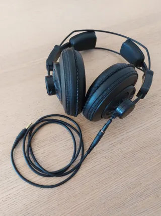 SuperLux HD 668B Auriculares