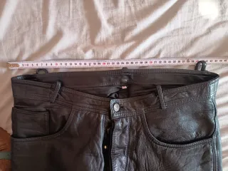 Pantalón de piel hombre negro