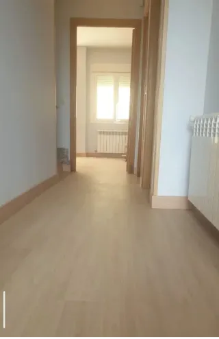 Especialista de montaje de suelos