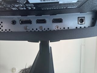 Monitor gaming MSI G24C6 144Hz curvo 24 pulgadas.