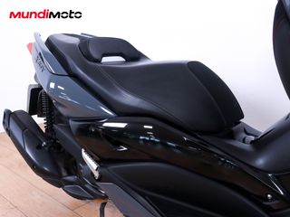 YAMAHA X-MAX 125 TECH MAX