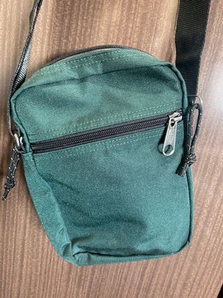 Bandolera Eastpak verde