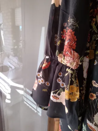 Vestido negro estampado H&M talla44-46