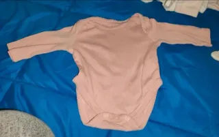 Lote 6 bodys manga larga bebé (56/62cm 1/3meses)