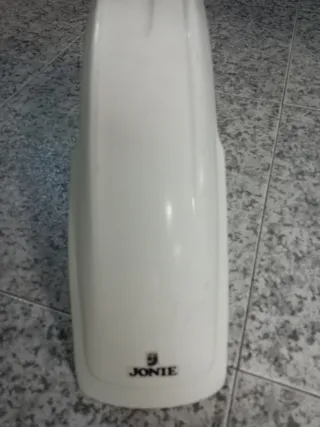 Guardabarros JONIE para diferentes motos clásicas.