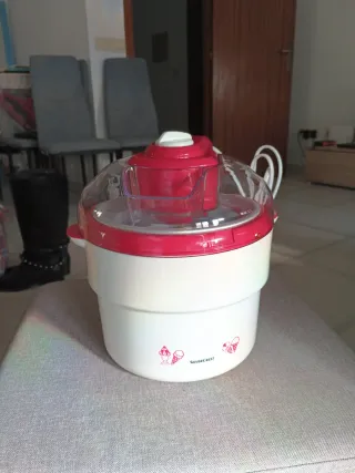 Maquina para hacer sorbete y helado