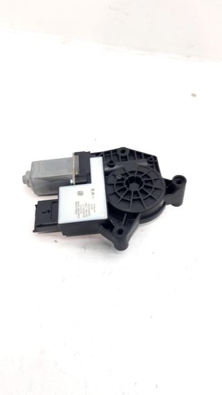 MOTOR ELEVALUNAS DELANTERO DERECHO CITROEN C4 784836