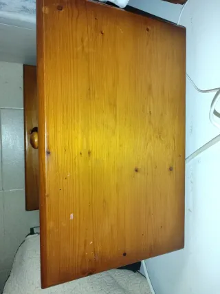 Dos mesitas de noche