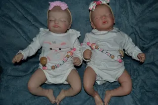 Muñecas reborn gemelas Blanca y Carla