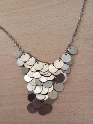 Collana paillettes color argento