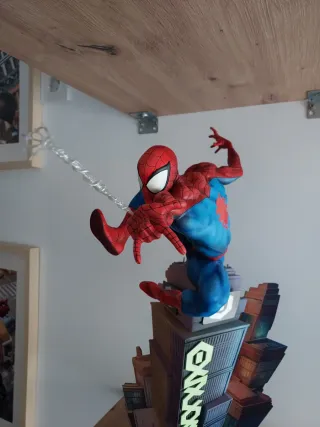 Spiderman Sideshow Premium Format