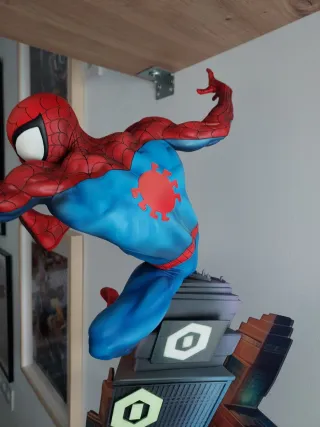 Spiderman Sideshow Premium Format