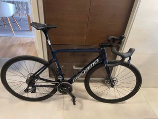 Bicicleta de carretera Megamo