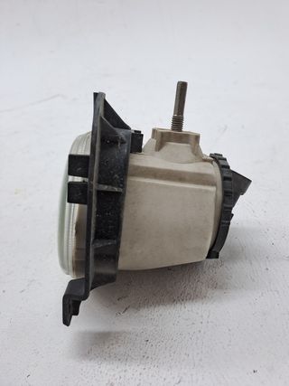 FARO ANTINIEBLA DERECHO PEUGEOT BIPPER 643180