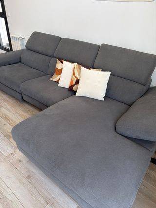 Sofa gris cheslon