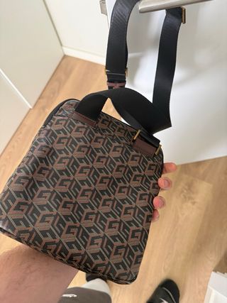 Riñonera/Bandolera Guess