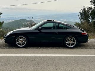 Porsche 911 2004 Carrera 4 996