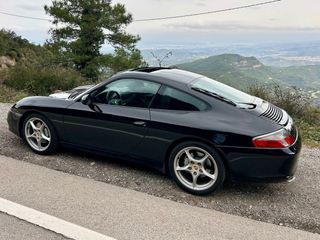 Porsche 911 2004 Carrera 4 996