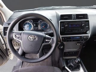 Toyota Land Cruiser 2.8 D-4D GX