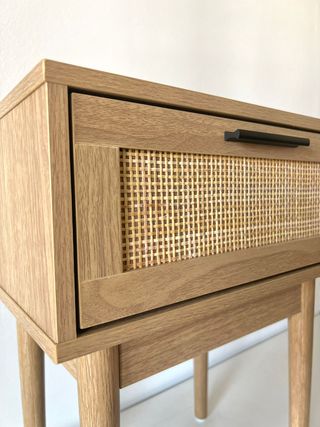 Dos mesitas de noche - como nuevas