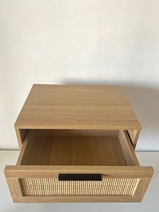 Dos mesitas de noche - como nuevas