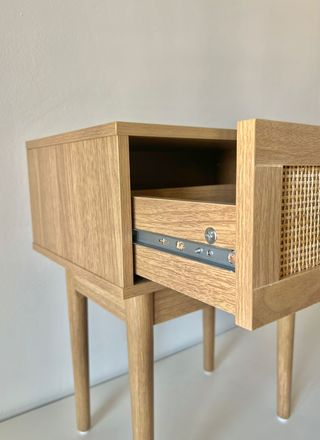 Dos mesitas de noche - como nuevas