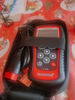 KONNWEI OBD2 Escáner Automotriz