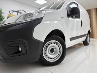FIAT Fiorino  Cargo 1.3Mjt Base desde 165€/mes*