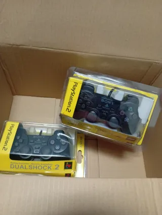 Dos Mandos para la Play