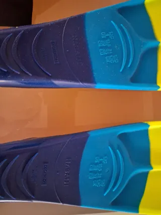 Neopreno, aletas y calcetines natación