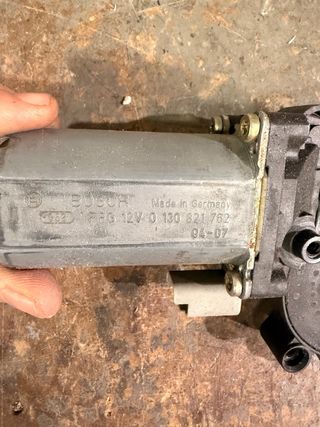 Motor derecho elevalunas Xsara Picasso