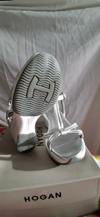 Sandalo alto Hogan in pelle argento