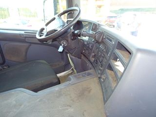 Scania P 400-CAMIONES GANCHO+GRUA