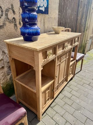 Aparador Modernista de Roble. Antiguo. Restaurado