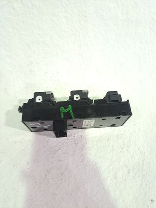 MANDO ELEVALUNAS DELANTERO IZQUIERDO KIA CEED 721474