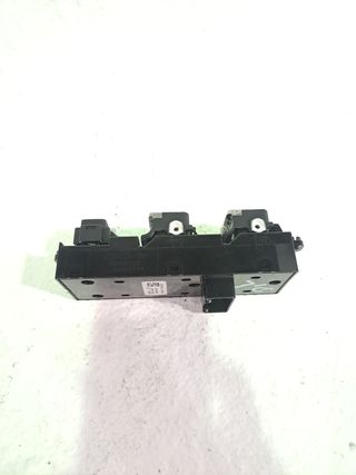 MANDO ELEVALUNAS DELANTERO IZQUIERDO KIA CEED 721474