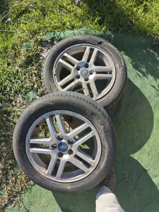 Llantas Ford 5 tornillos