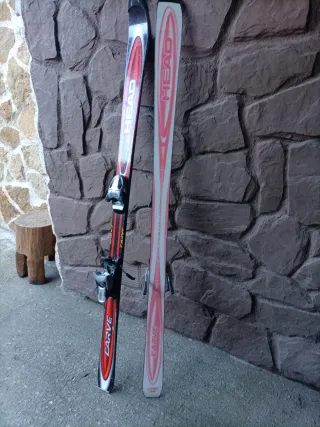 Esquís HEAD Carve con fijaciones