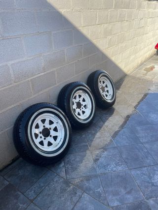 Llantas Suzuki Samurai con gomas
