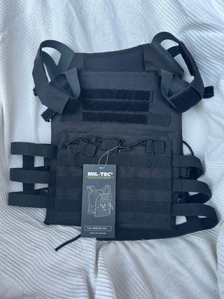 Chaleco táctico MIL-TEC nuevo con etiqueta.