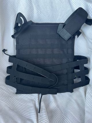 Chaleco táctico MIL-TEC nuevo con etiqueta.