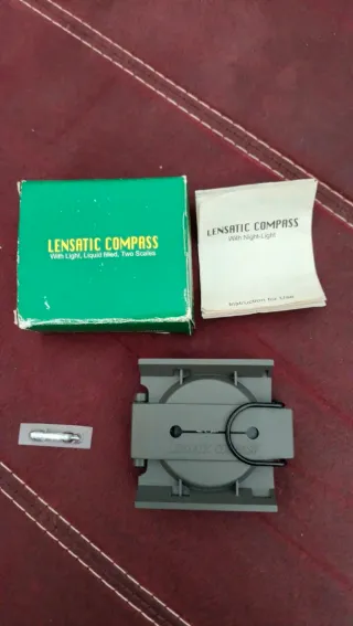 Brújula lensatic compass.