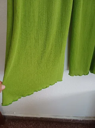 Mono pantalón largo.