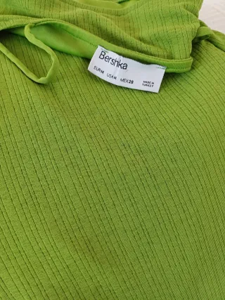 Mono pantalón largo.