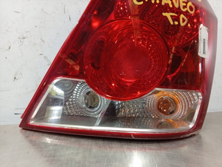 PILOTO TRASERO DERECHO CHEVROLET KALOS