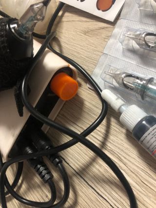 Kit Maquina Tatuar Profesional + Agujas