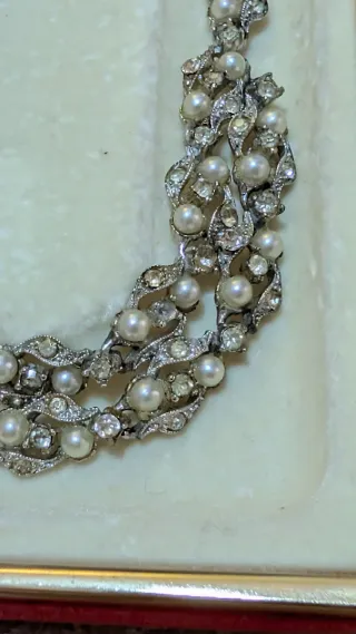 Collar de plata y perlas bogoff