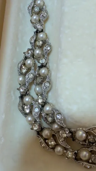 Collar de plata y perlas bogoff