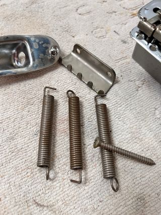 Trabajos de luthier y repintado de guitarras